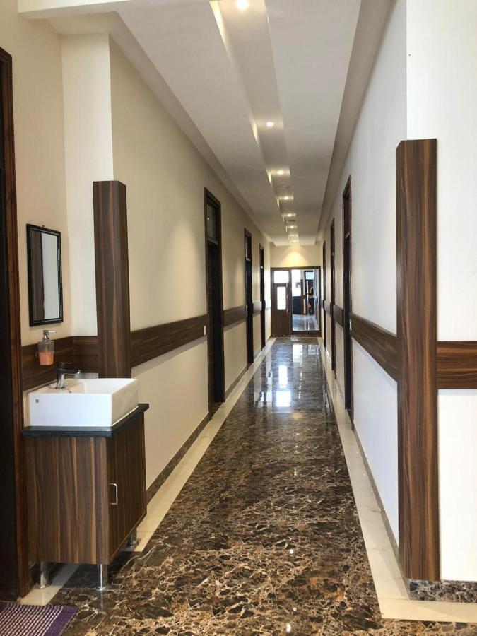 Hotel Woodcrest Zirakpur Chandigarh - Luxury Rooms Luaran gambar