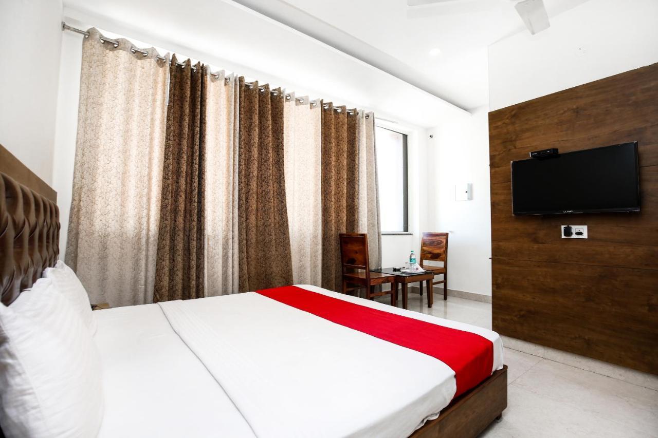 Hotel Woodcrest Zirakpur Chandigarh - Luxury Rooms Luaran gambar