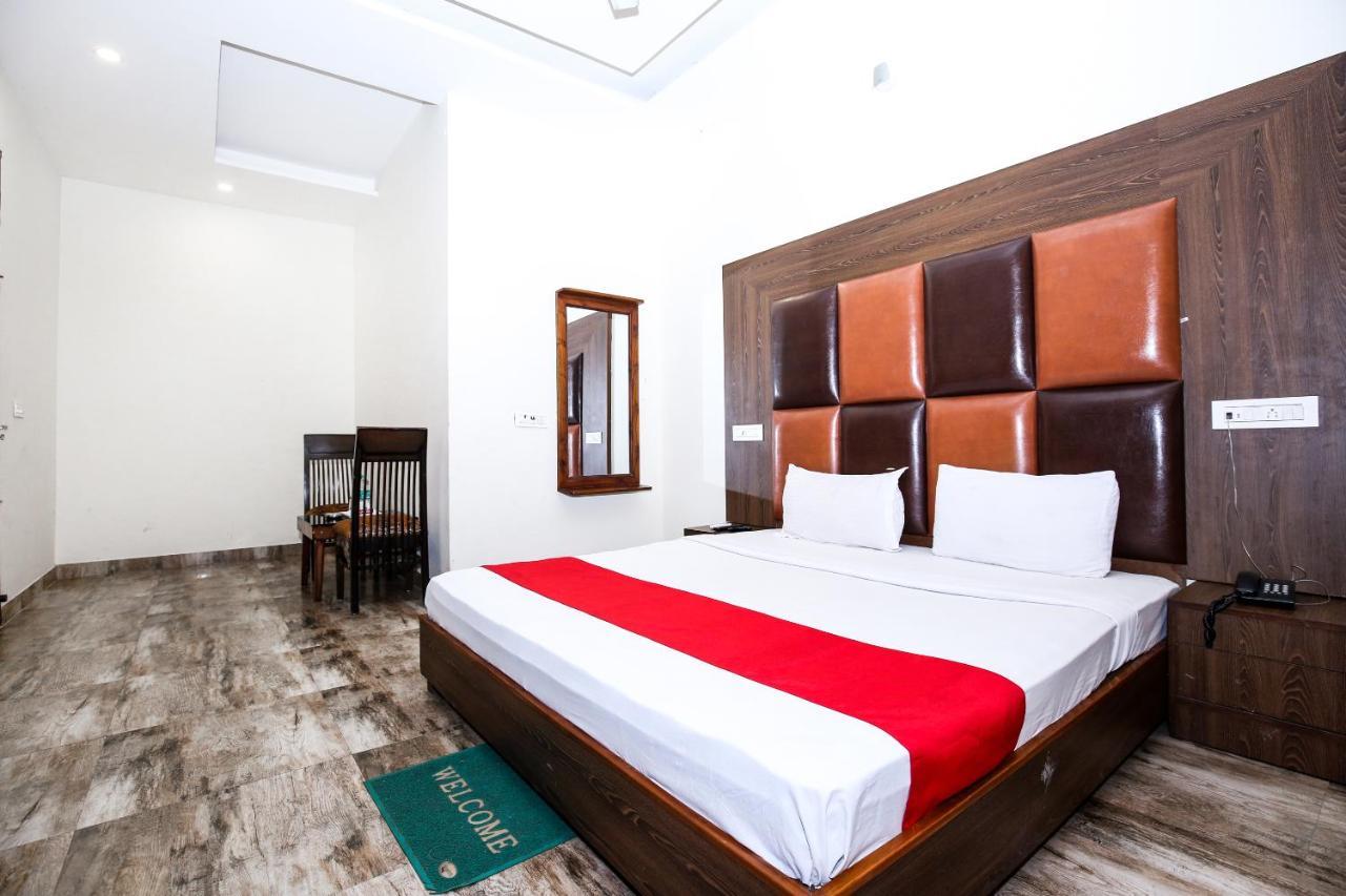 Hotel Woodcrest Zirakpur Chandigarh - Luxury Rooms Luaran gambar