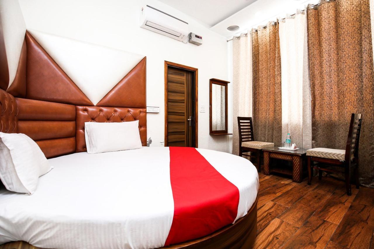 Hotel Woodcrest Zirakpur Chandigarh - Luxury Rooms Luaran gambar